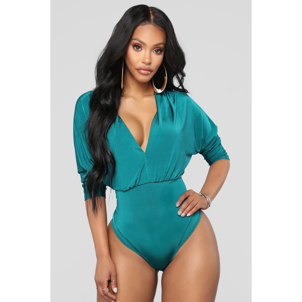 Fashion Nova Teal Bodysuit (NWT Never Worn)